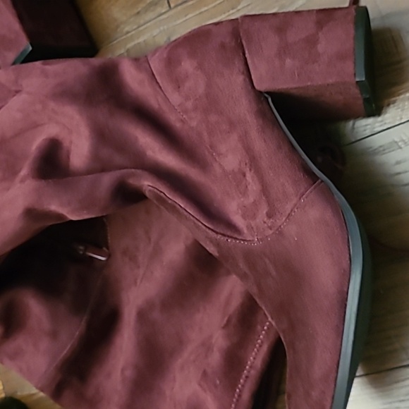 Torrid Berry color sz 11.5 Block Heel Over The Knee Boot wide calf maroon new - Picture 4 of 6